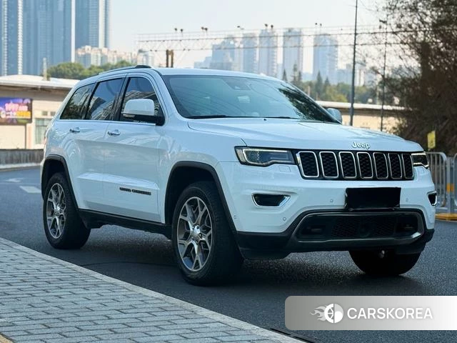 Jeep Grand Cherokee (imported) 2023 Белый из Китая, фото 6