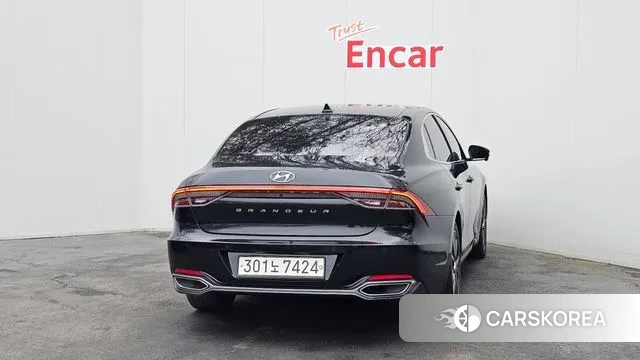 Hyundai The New Grandeur IG id 3676935 из Кореи 14