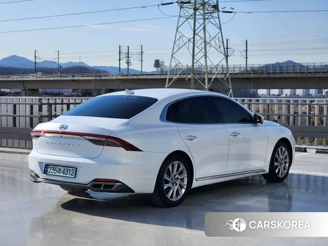 Hyundai The New Grandeur IG Hybrid id 3438663 из Кореи 14
