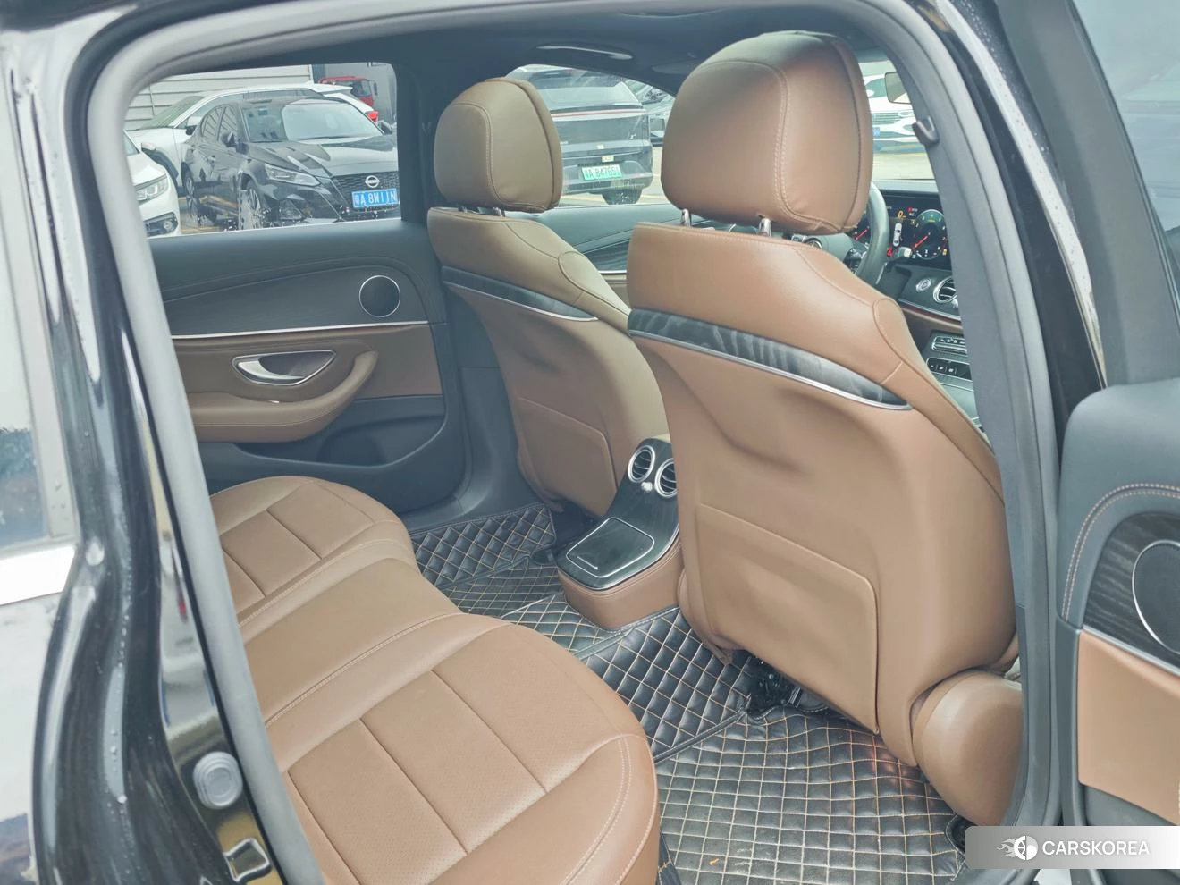 Mercedes-Benz E-class id 4468122 из Китая 10