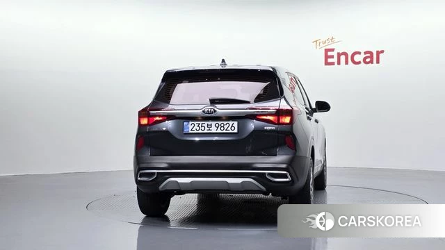 Kia Seltos id 4476350 из Кореи 25