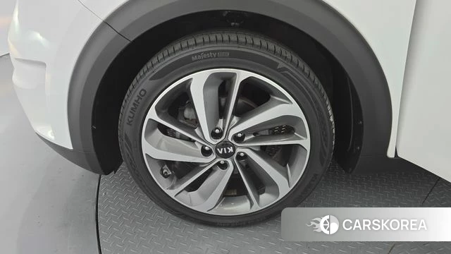 Kia Niro id 4873482 из Кореи 24
