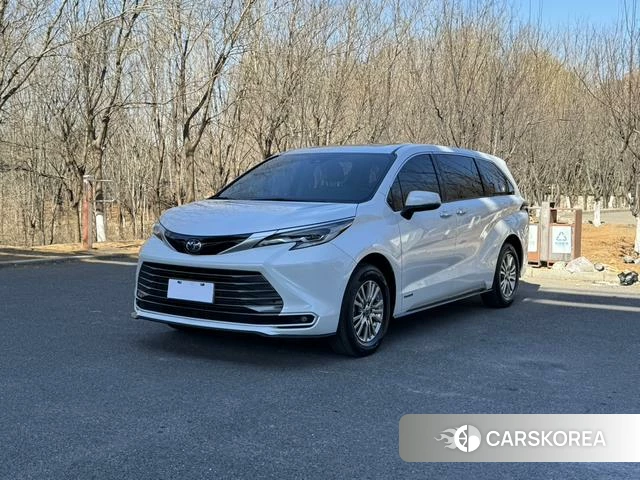Toyota Saina id 4275642 из Китая 10