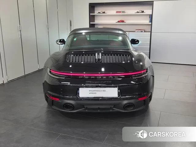 Porsche 911(992) 2024 Черный из Кореи, фото 6