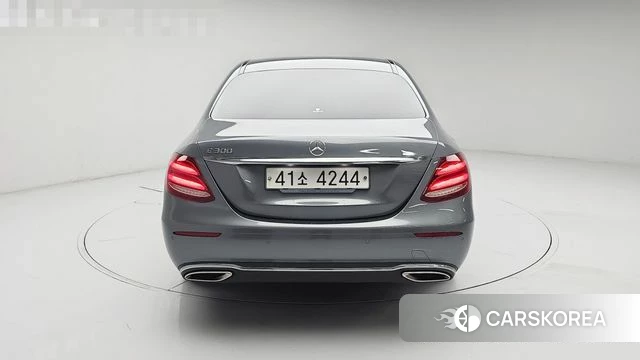 Mercedes-Benz E-Class W213 id 4298840 из Кореи 14