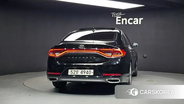 Hyundai Grandeur IG id 4384724 из Кореи 32