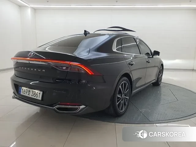 Hyundai The New Grandeur IG id 3752505 из Кореи 13