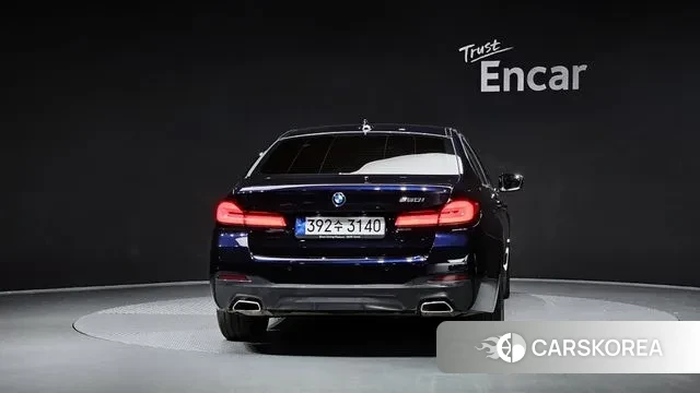 BMW 5 Series (G30) id 3389476 из Кореи 14