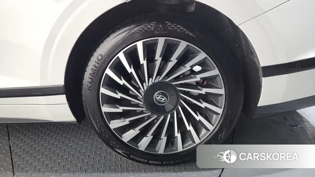 Hyundai Grandeur Hybrid (GN7) id 3775902 из Кореи 14