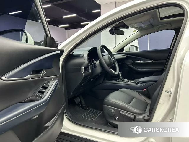 Mazda CX-30 id 4342028 из Китая 17