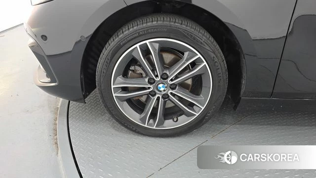 BMW 1 Series (F40) id 4770100 из Кореи 24