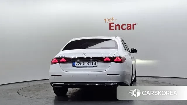 Mercedes-Benz E-Class W214 id 3426104 из Кореи 14