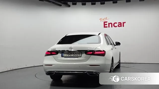 Mercedes-Benz E-Class W213 id 3196933 из Кореи 14