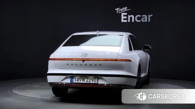 Hyundai Grandeur (GN7) id 2959096 из Кореи 14