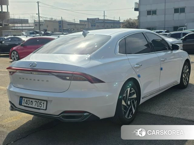 Hyundai The New Grandeur IG Hybrid id 3843516 из Кореи 14