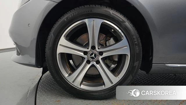 Mercedes-Benz E-Class W213 id 4750979 из Кореи 28
