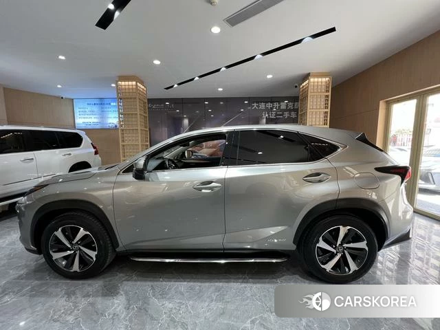 Lexus NX id 4213485 из Китая 12