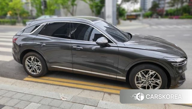 Genesis GV70 2024 Серый из Кореи, фото 4
