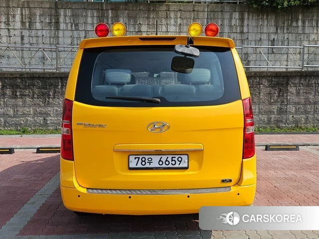 Hyundai The New Grand Starex id 4274974 из Кореи 12