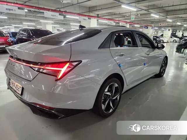 Hyundai Avante (CN7) id 3760086 из Кореи 8