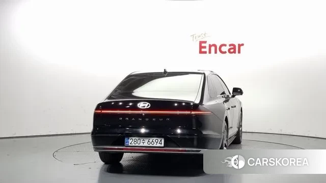 Hyundai Grandeur Hybrid (GN7) id 2998319 из Кореи 14