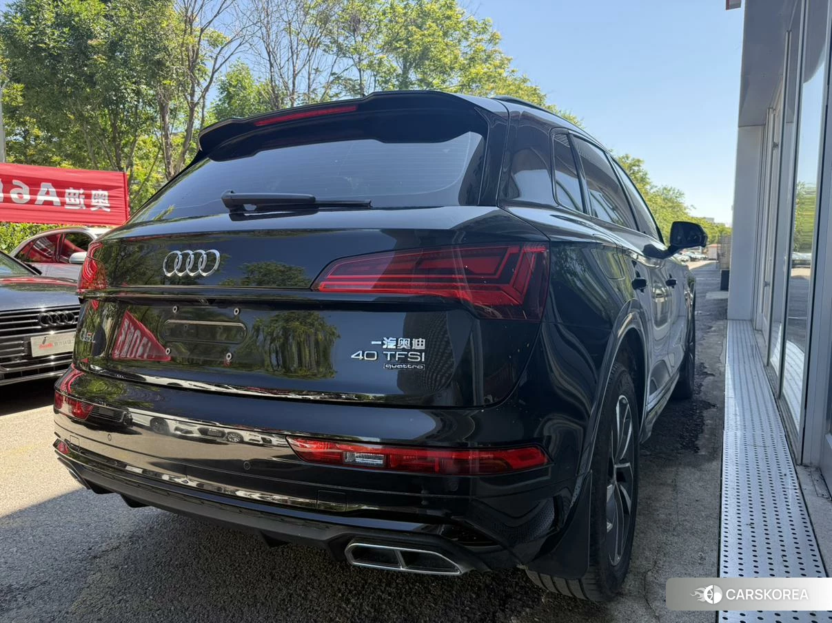 Audi Q5L 2023 Черный из Китая, фото 4