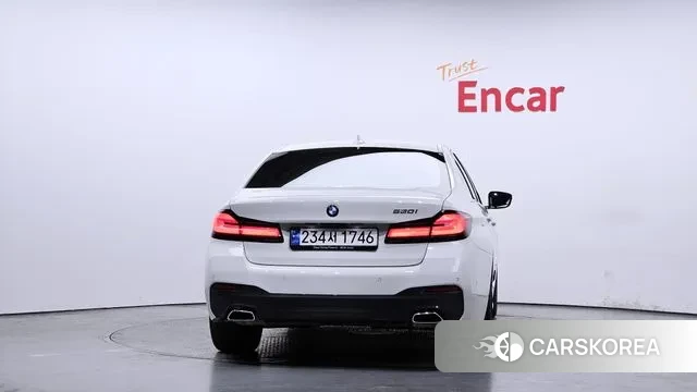 BMW 5 Series (G30) id 3555643 из Кореи 14