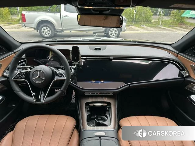Mercedes-Benz E-class 2024 Черный из Китая, фото 4