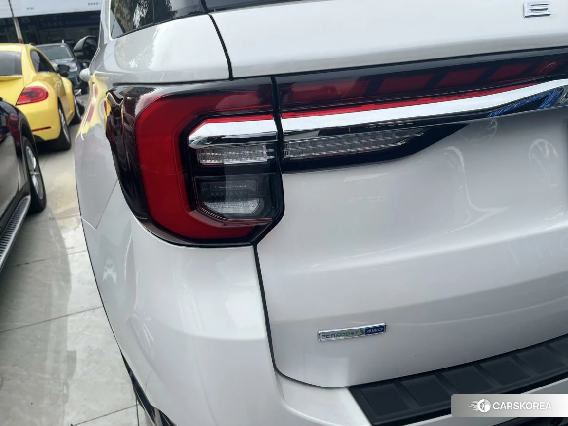 Ford Explorer id 4505034 из Китая 18