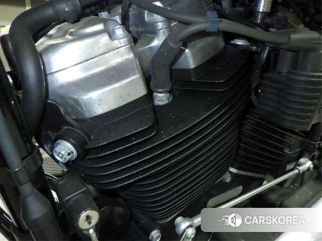 Engine photo