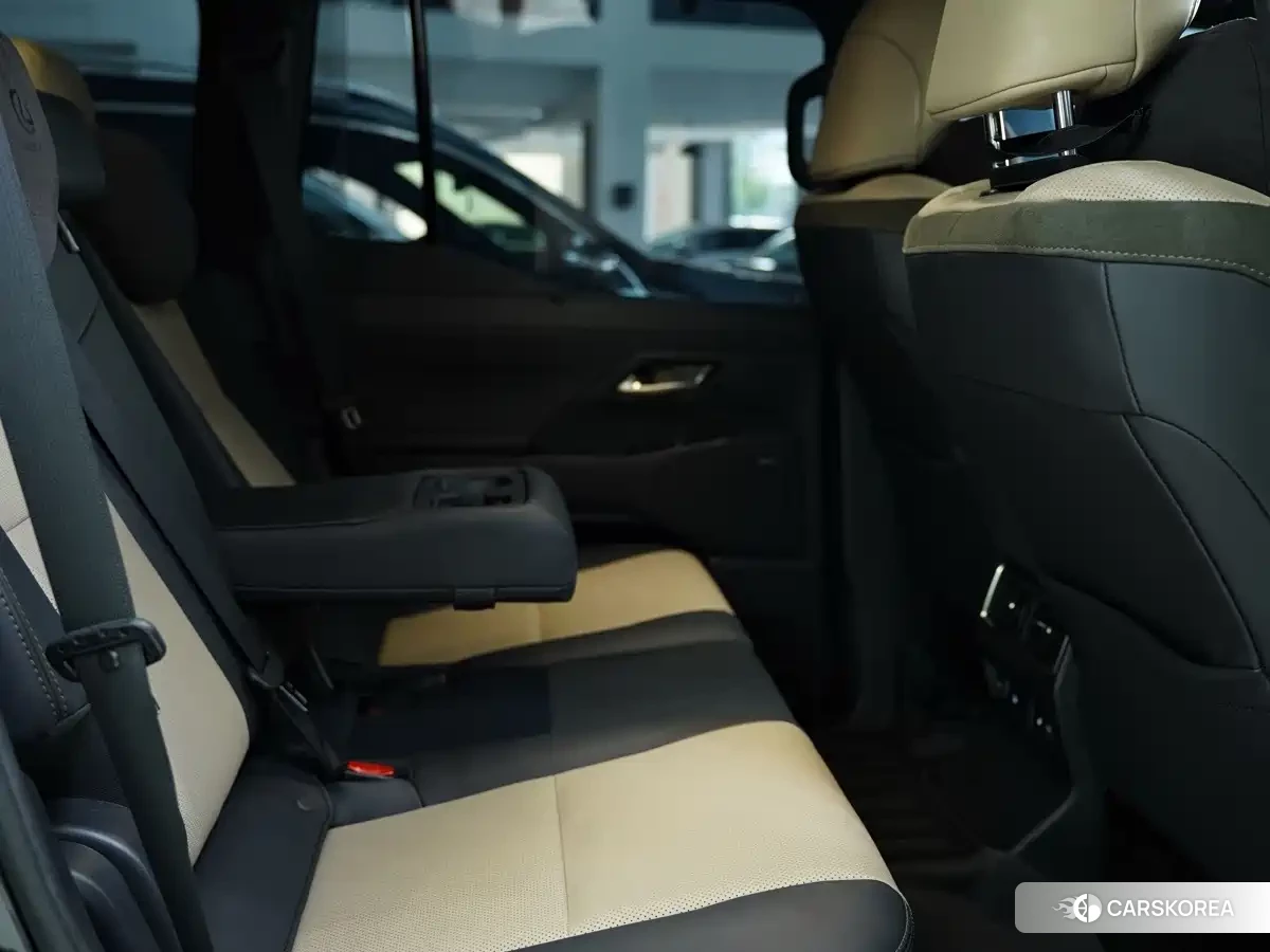 Lexus GX id 4679689 из Китая 16