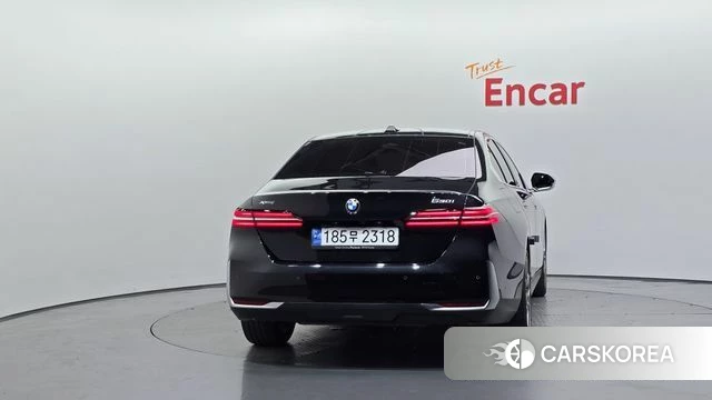 BMW 5 Series (G60) id 4528078 из Кореи 29
