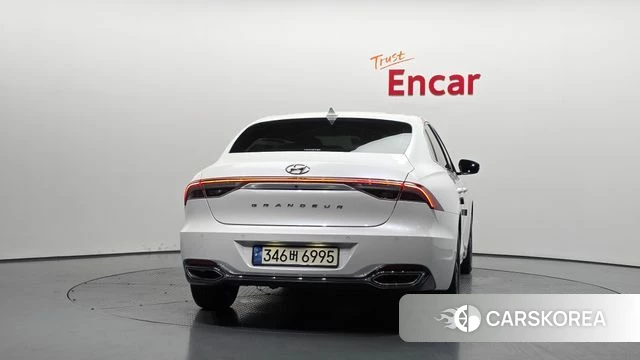 Hyundai The New Grandeur IG id 4573579 из Кореи 14