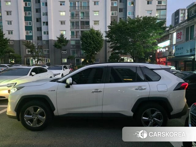 Toyota RAV4 5th Generation 2019 Белый из Кореи, фото 4