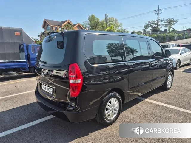 Hyundai The New Grand Starex id 2890975 из Кореи 14