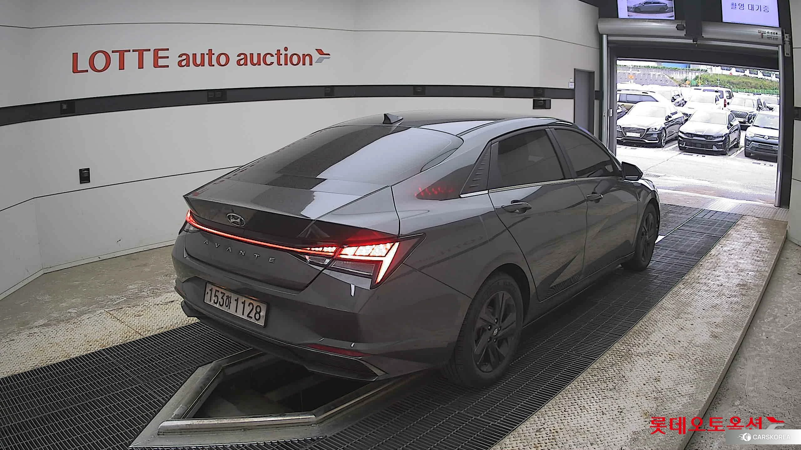 Hyundai Avante Hybrid id 4352308 из Кореи 32