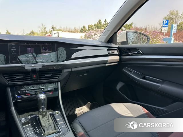 Volkswagen Bora id 4333262 из Китая 11