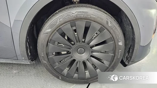 Tesla Model Y id 3453631 из Кореи 14