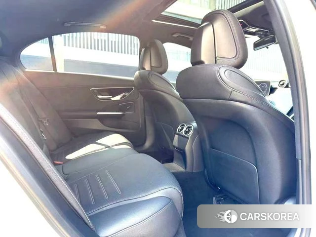 Mercedes-Benz Class C 2023 Белый из Китая, фото 4