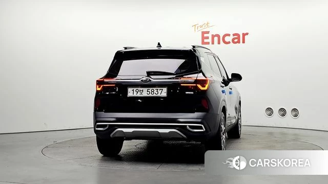 Kia Seltos id 4384446 из Кореи 26