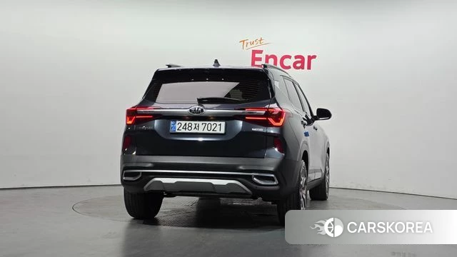 Kia Seltos id 4429498 из Кореи 14