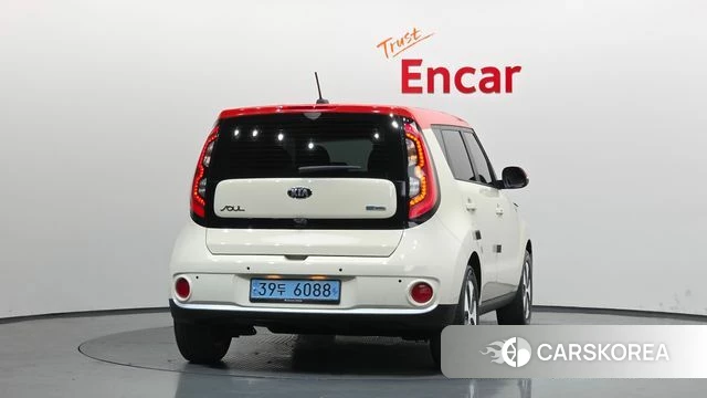 Kia Soul EV id 4378018 из Кореи 28