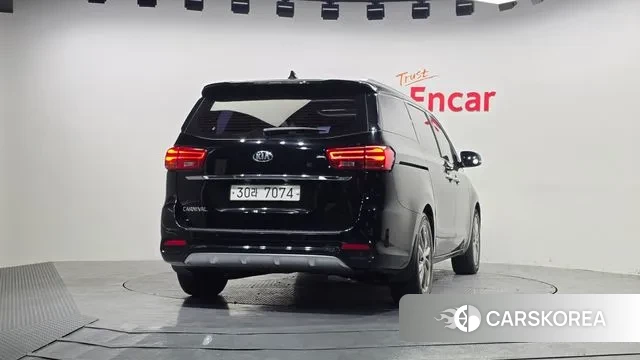 Kia The New Carnival id 3713889 из Кореи 14