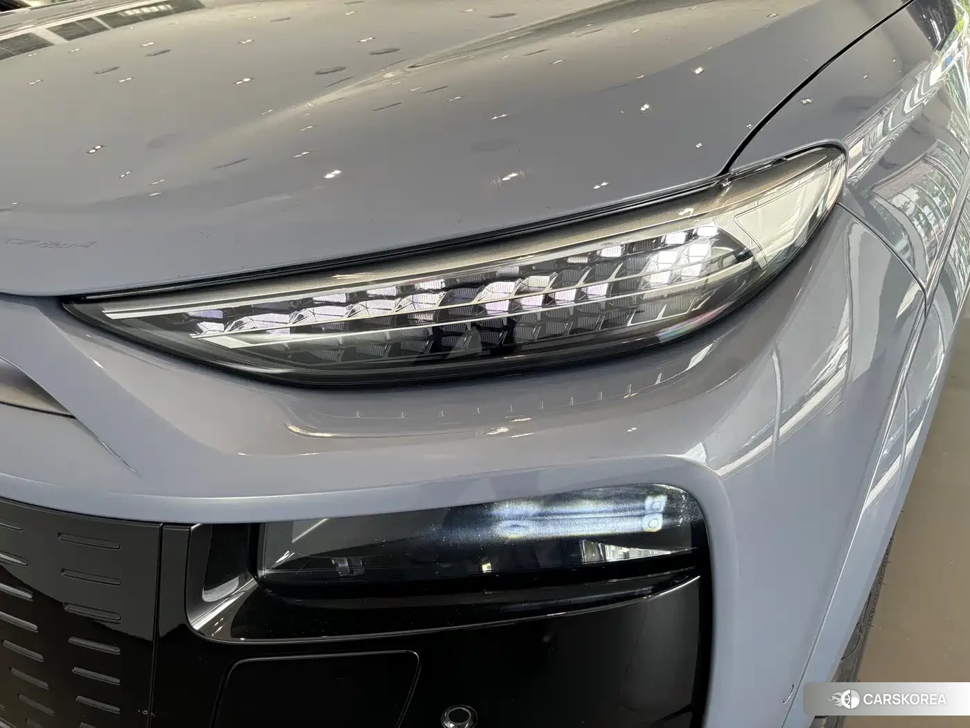 Audi Q6L Sportback e-tron id 4546111 из Китая 7