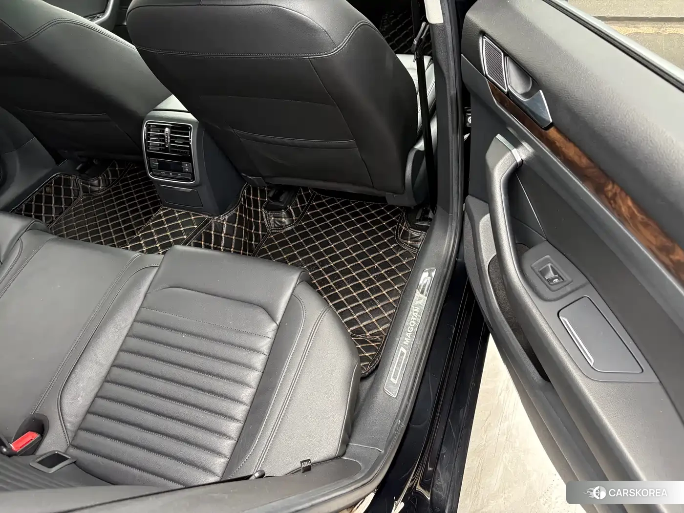 Volkswagen Magotan id 4565363 из Китая 11