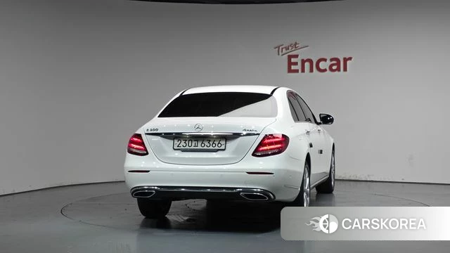 Mercedes-Benz E-Class W213 id 4490305 из Кореи 29