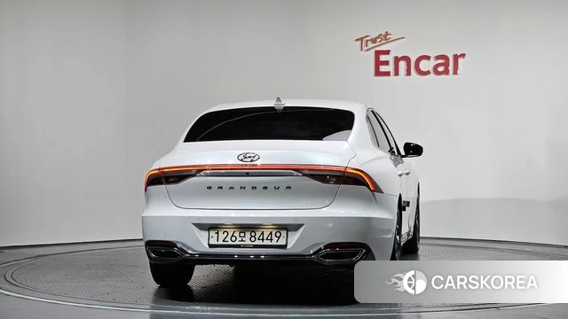Hyundai The New Grandeur IG Hybrid id 4282693 из Кореи 27