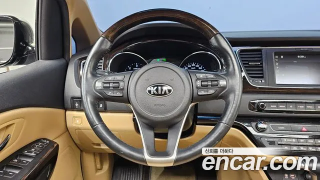 Kia The New Carnival id 2647830 из Кореи 14