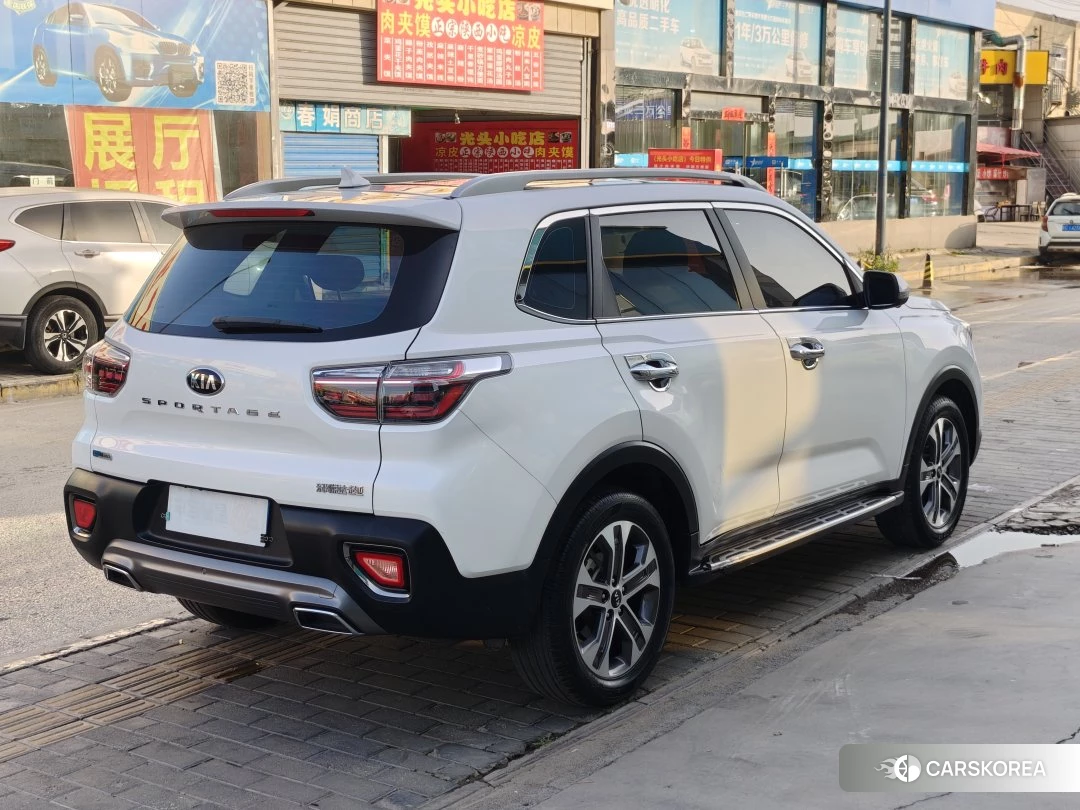Kia Sportage id 4452976 из Китая 8