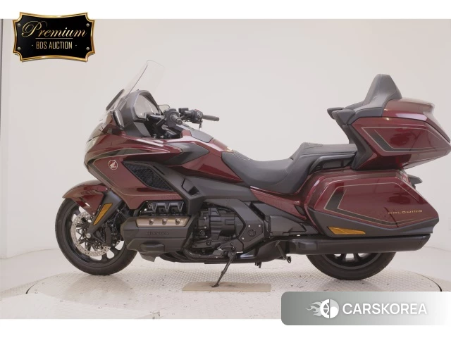 Проданный Honda GL1800 TOUR DCT 2025 из Японии, фото 3